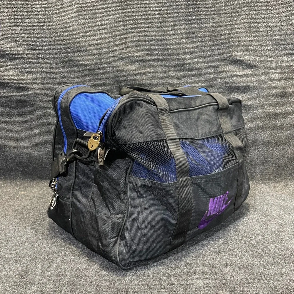 Nike F3-12-03-BTH Black/Blue Vintage Court Tennis Duffel Bag 100% Nylon Gym‎ Bag